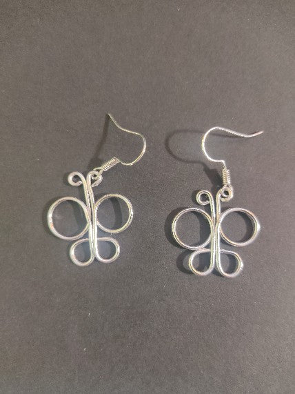 Pendientes mariposa alambre plateado