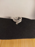 Anillo plateado de alambre texturizado 3 vueltas