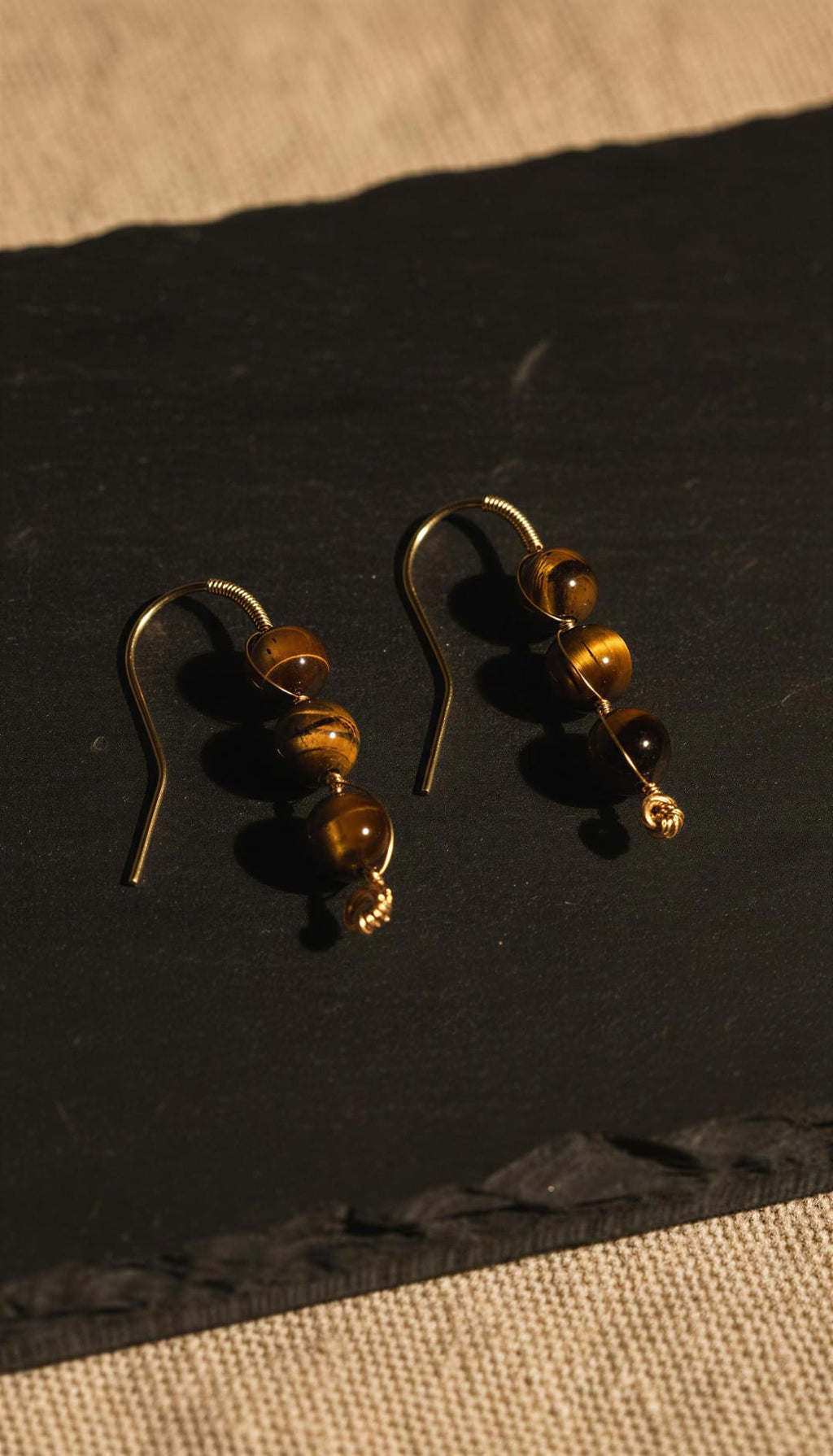 Pendientes largos 3 ojos tigre