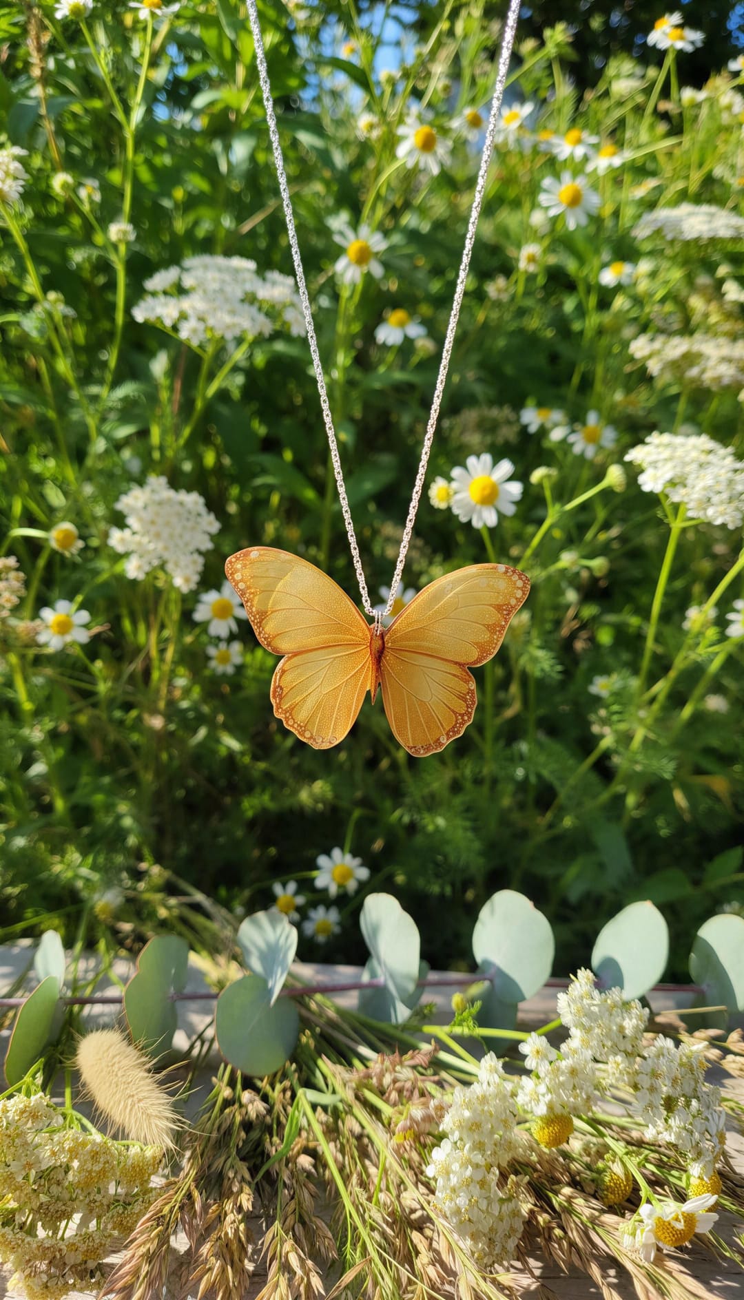 Mariposa Grande color caramelo